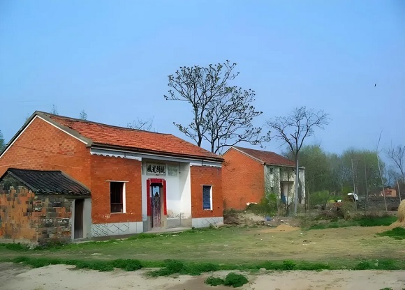 农村房子卖了又遇拆迁，补偿款该归谁？关键看这5点！